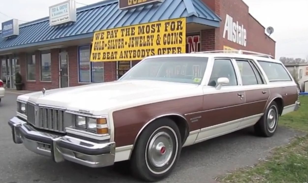 1979 Pontiac Bonneville Safari Start Up, Exhaust, and In Depth Tour by Saabkyle04