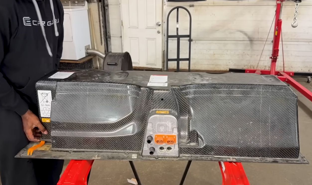 Porsche 918 Spyder Battery