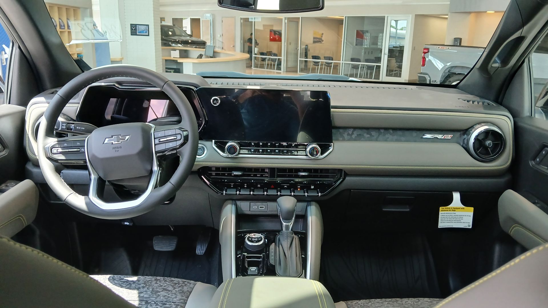 File:2024 Chevrolet Colorado interior.jpg
