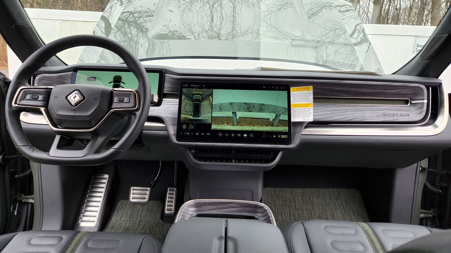 File:Rivian R1T - 2nd Row 05.png