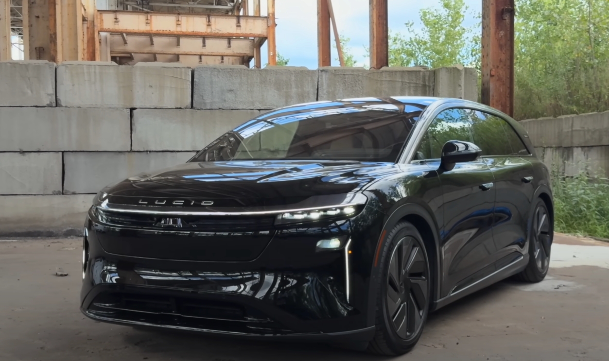 2025 Lucid Gravity