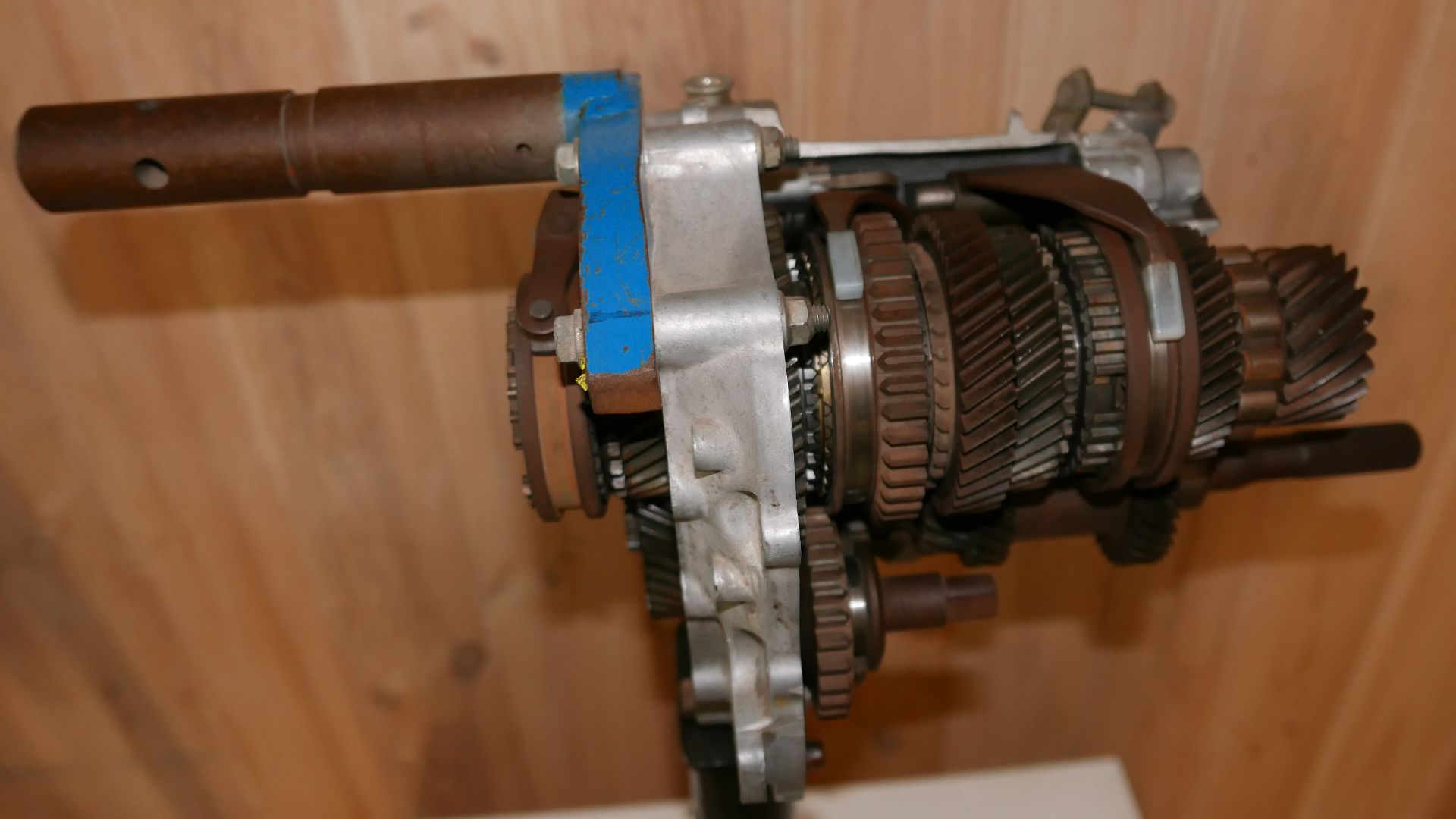 File:5-speed GM F18+ manual transmission (2015-08-29) 01.jpg