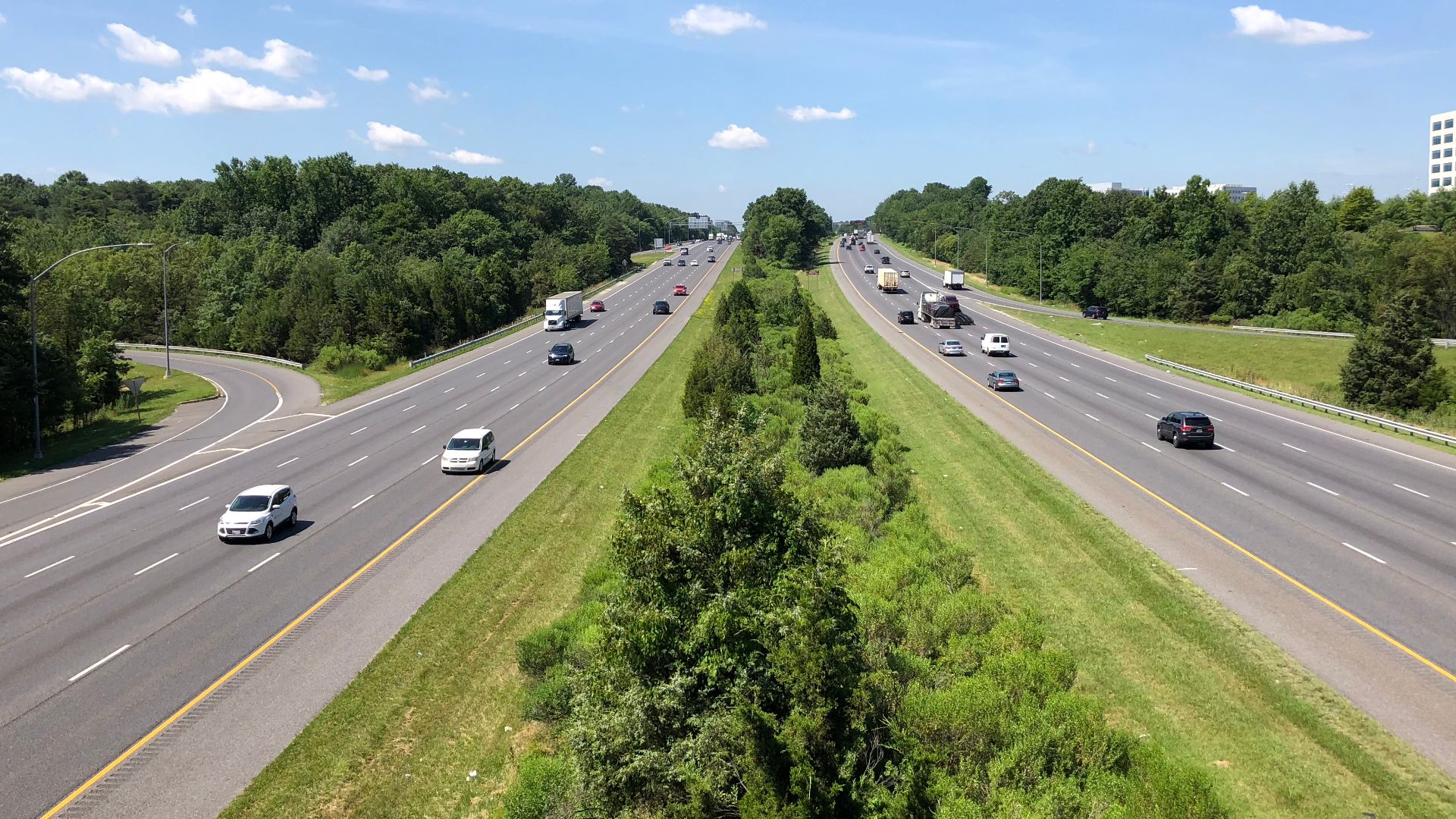 File:2019-07-15 11 10 50 View south along Interstate 95 from the overpass for Maryland State Route 175 (Waterloo Road-Rouse Parkway) in Columbia, Howard County, Maryland.jpg