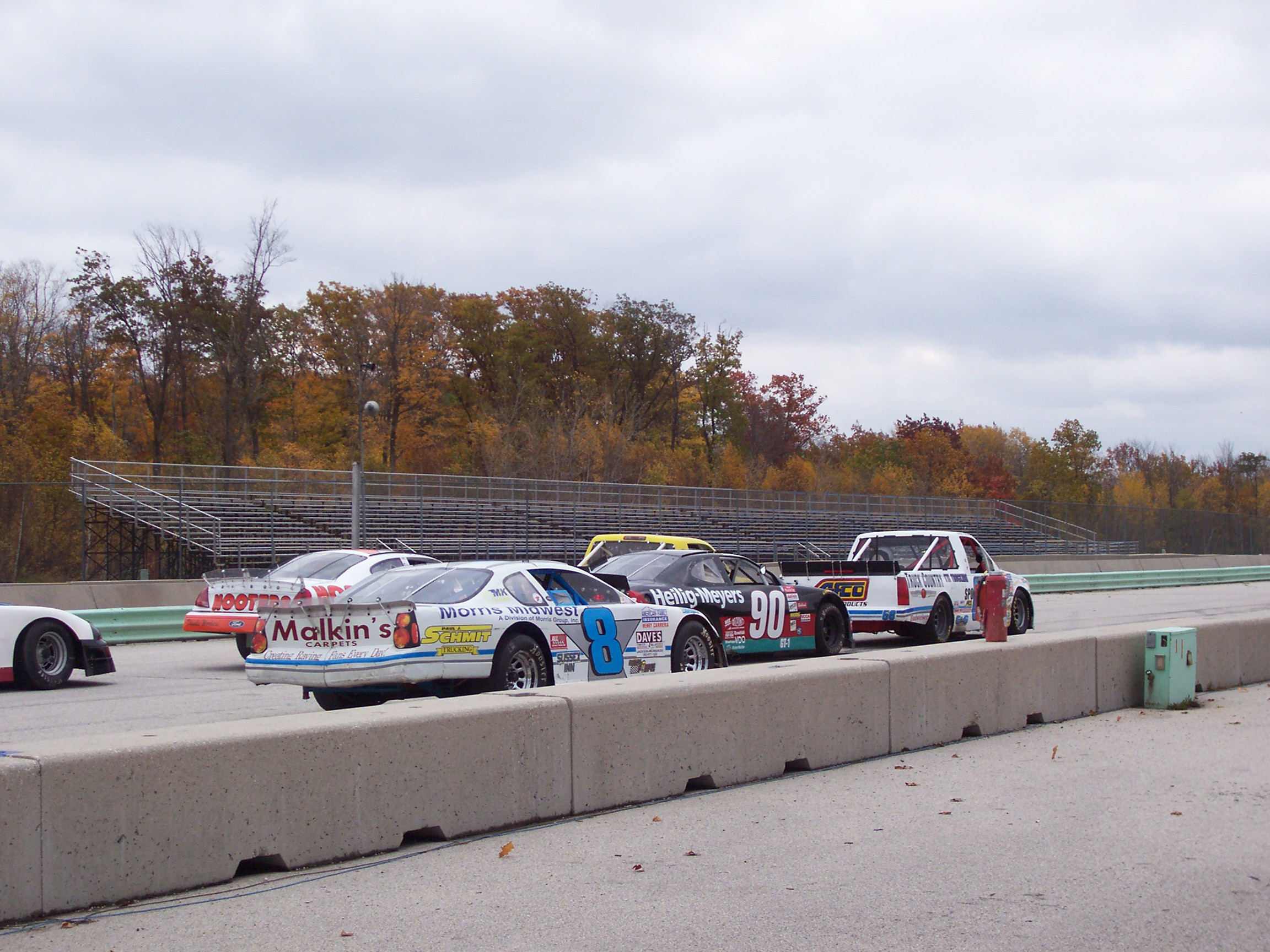 File:RoadAmericaMixedFieldOctober2008.jpg