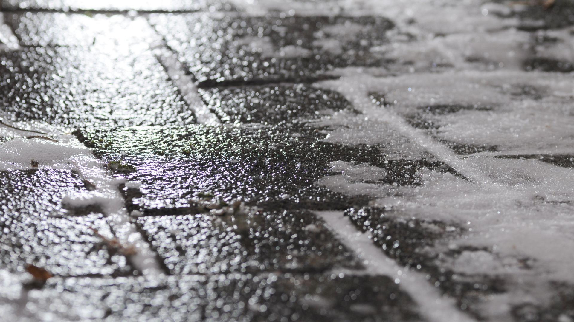 File:Black ice on footway.jpg