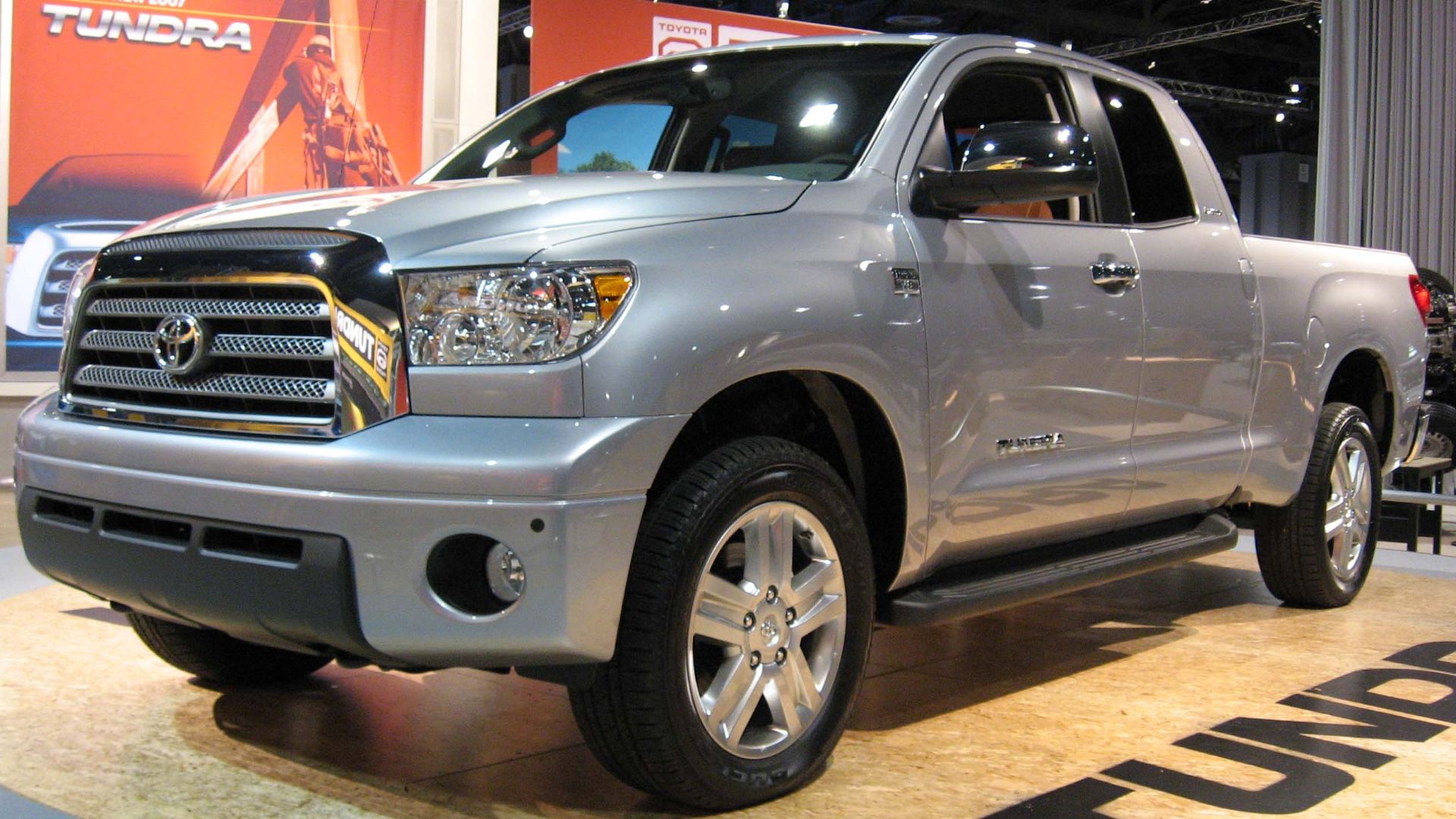 File:2007-Toyota-Tundra-DC-1.jpg