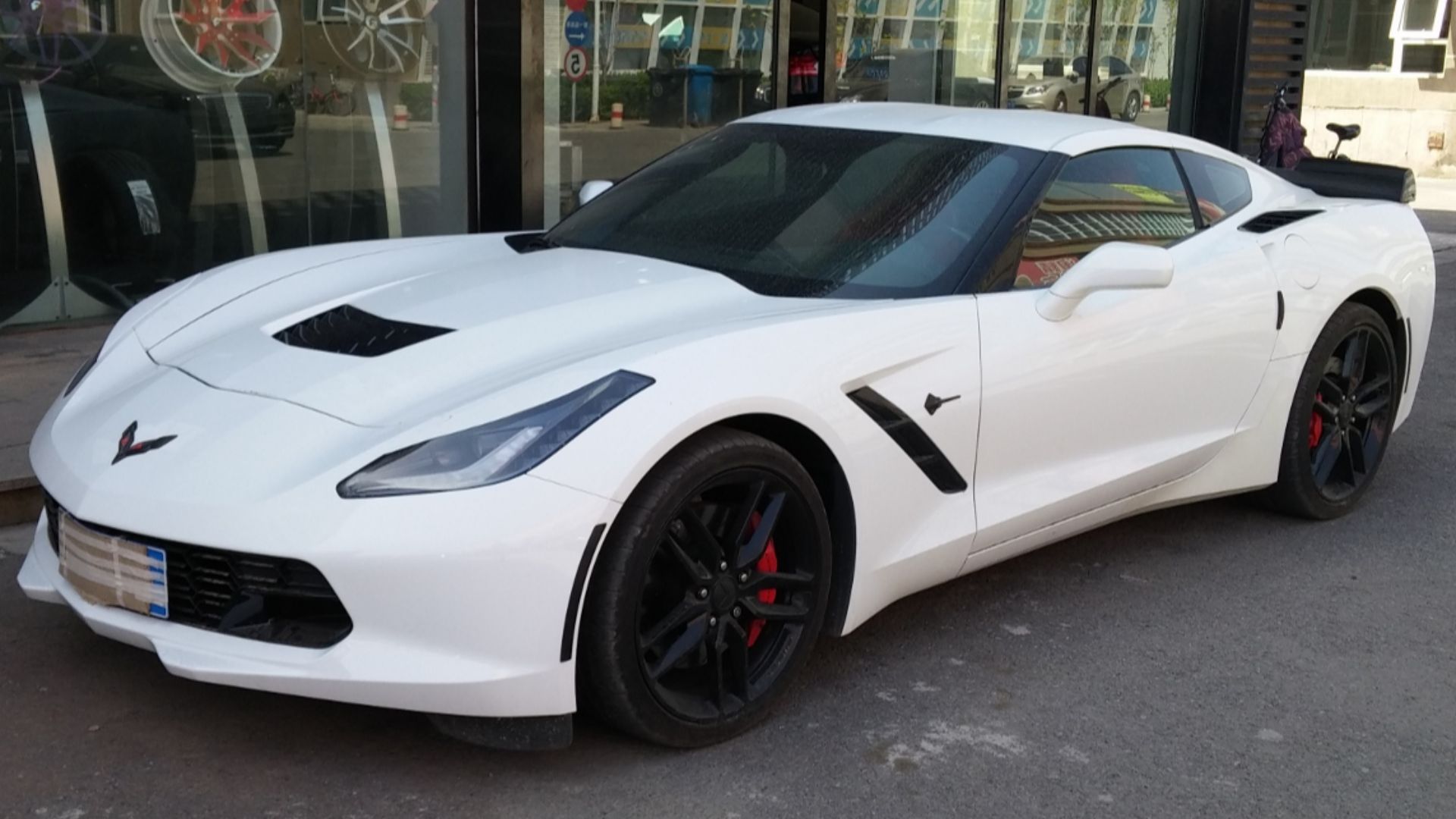 File:Chevrolet Corvette C7 01 China 2016-04-14.jpg