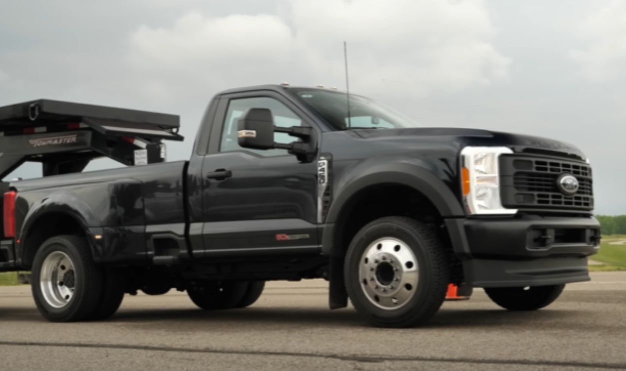 #10 – Ford F-350/F-450 Super Duty (Diesel)