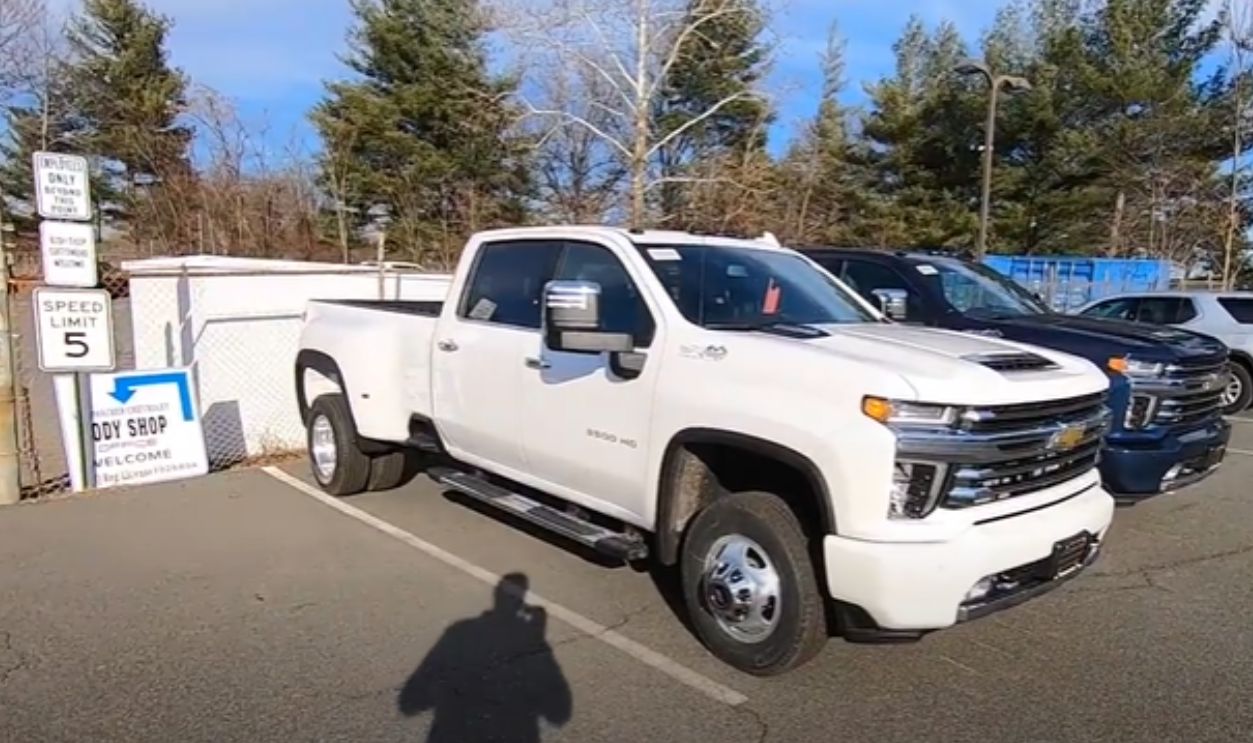 #8 – Chevrolet Silverado 3500HD (Duramax)