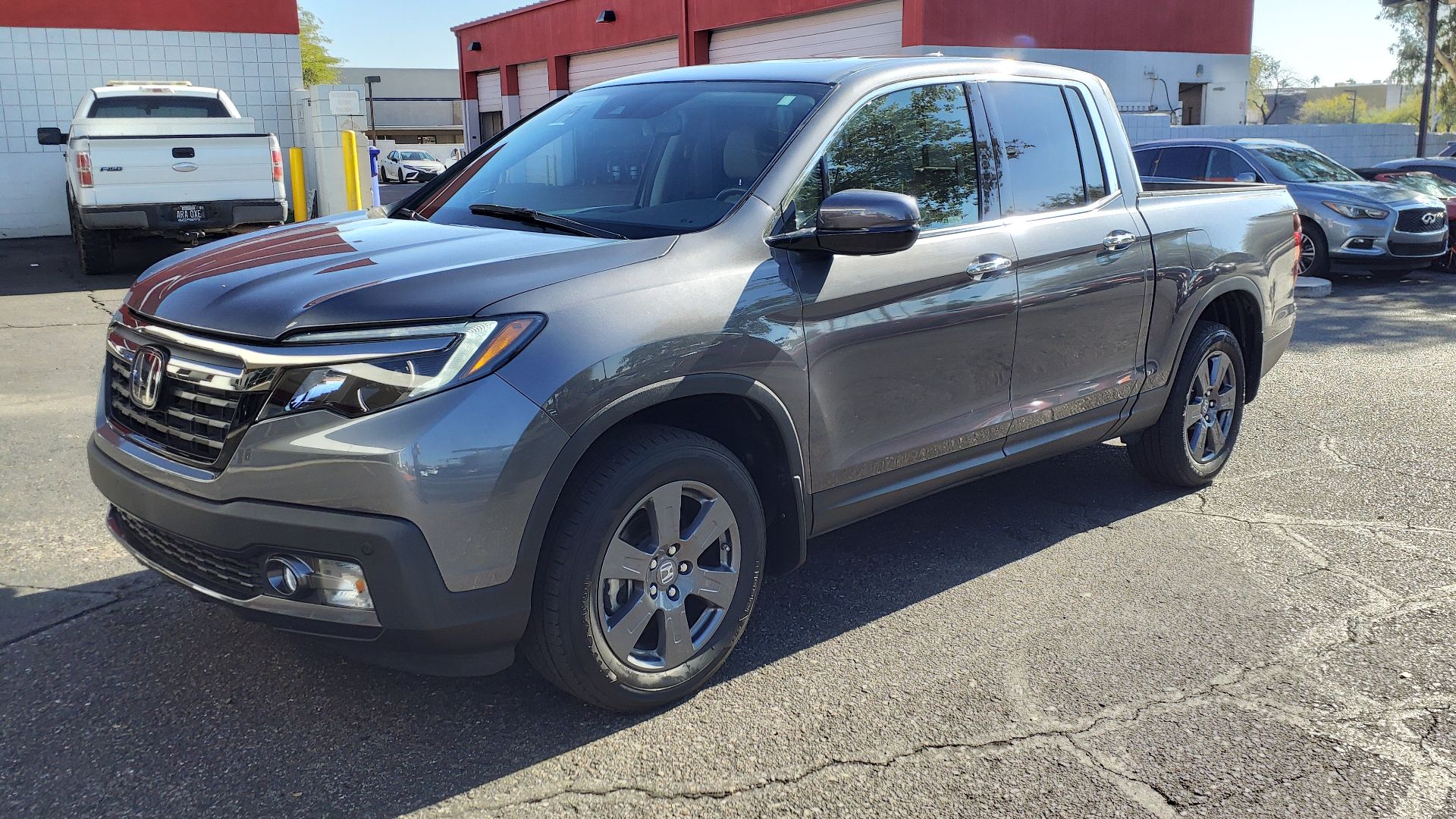 File:20 Honda Ridgeline RTL-E.jpg