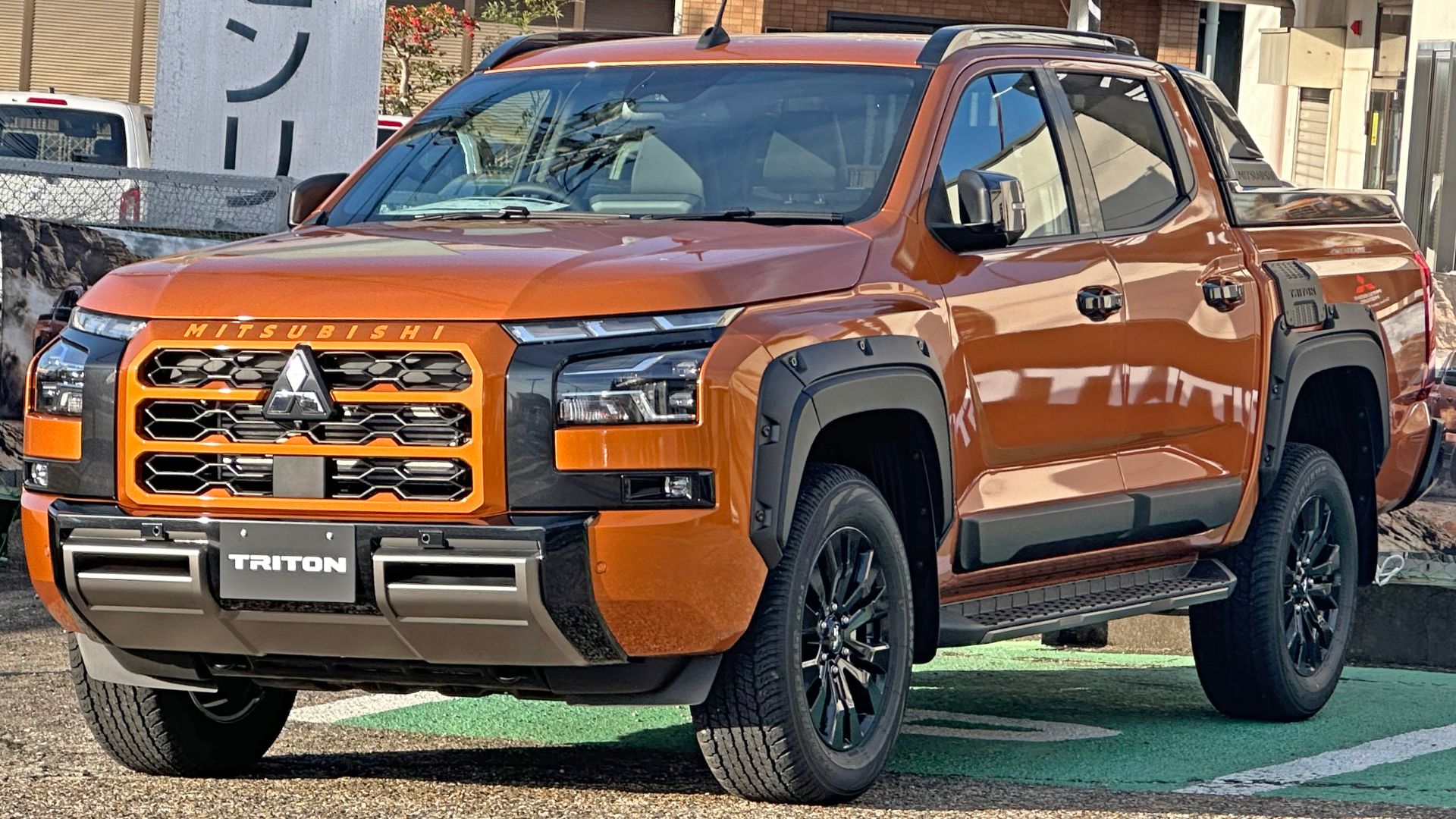 File:Mitsubishi TRITON GSR (3DF-LC2T-JLPRD).jpg