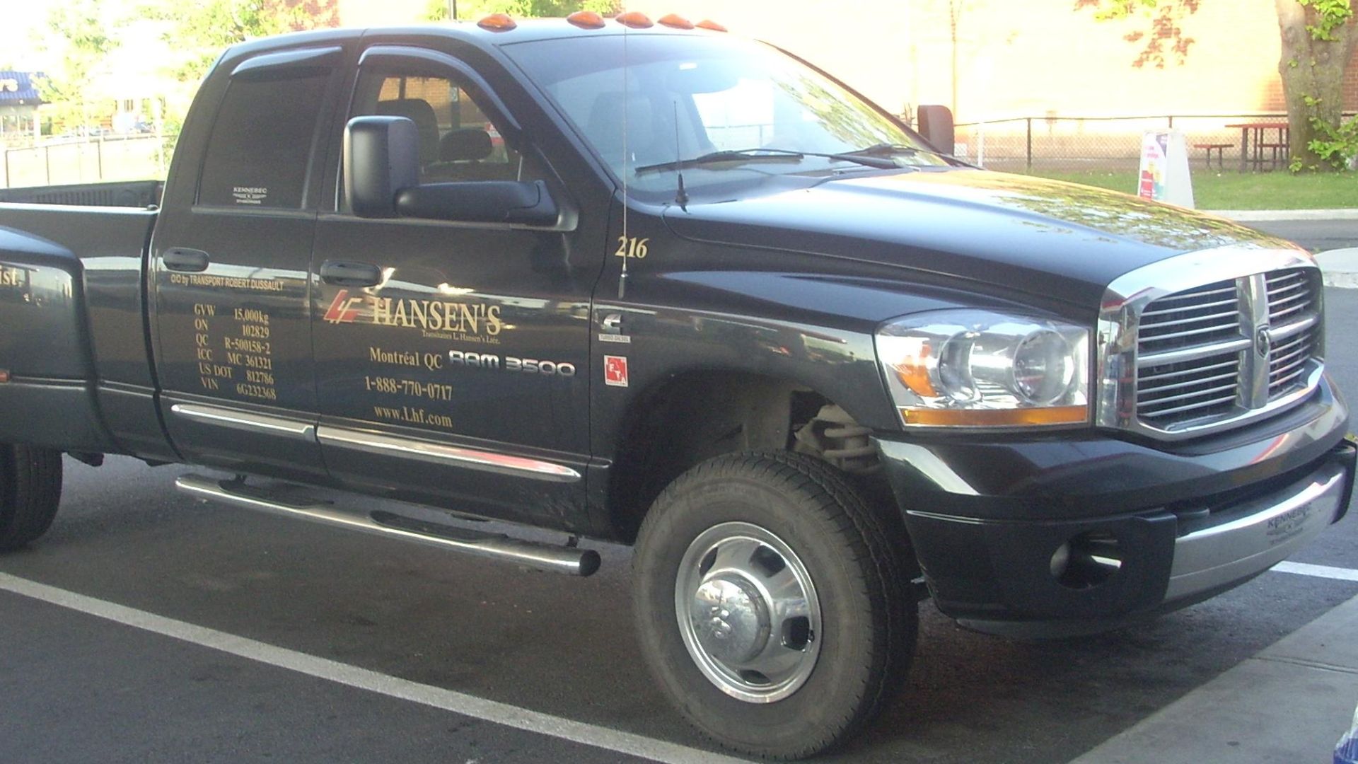 File:'06-'09 Dodge Ram 3500 Cummins Diesel Crew Cab.jpg