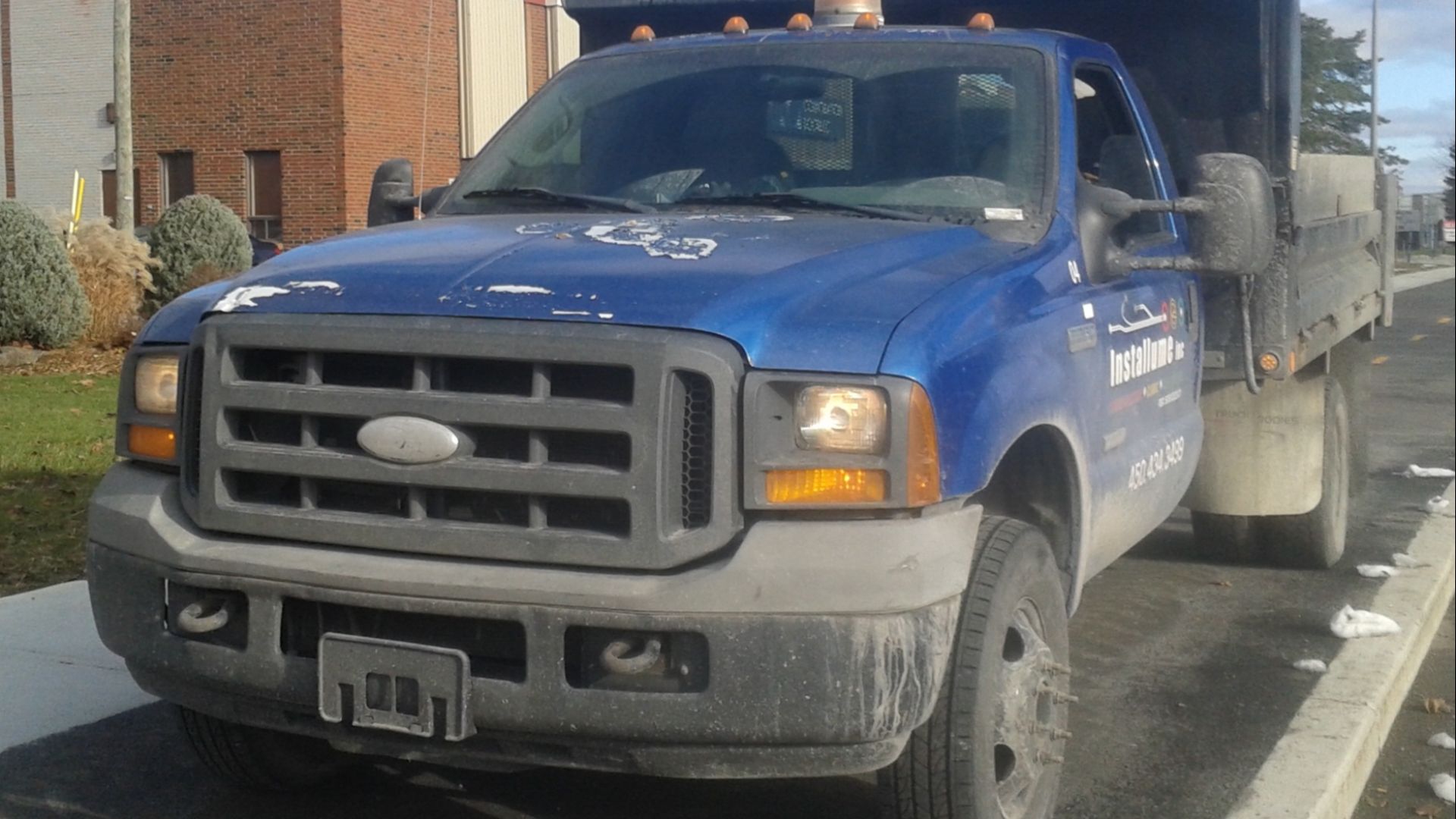 File:'05-'07 Ford F-350 Super Duty Installume.jpg