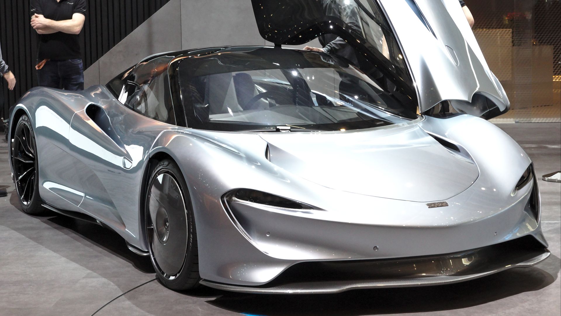 File:McLaren Speedtail Genf 2019 1Y7A5636.jpg