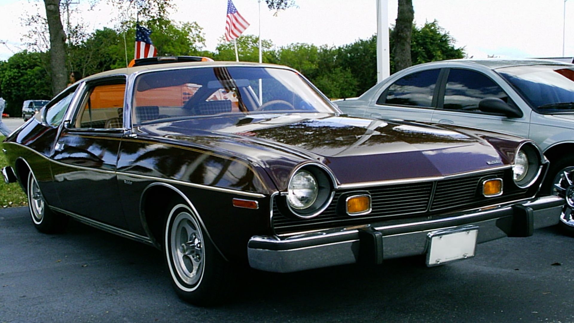 File:1976 AMC Matador coupe cocoa fl-fr.jpg
