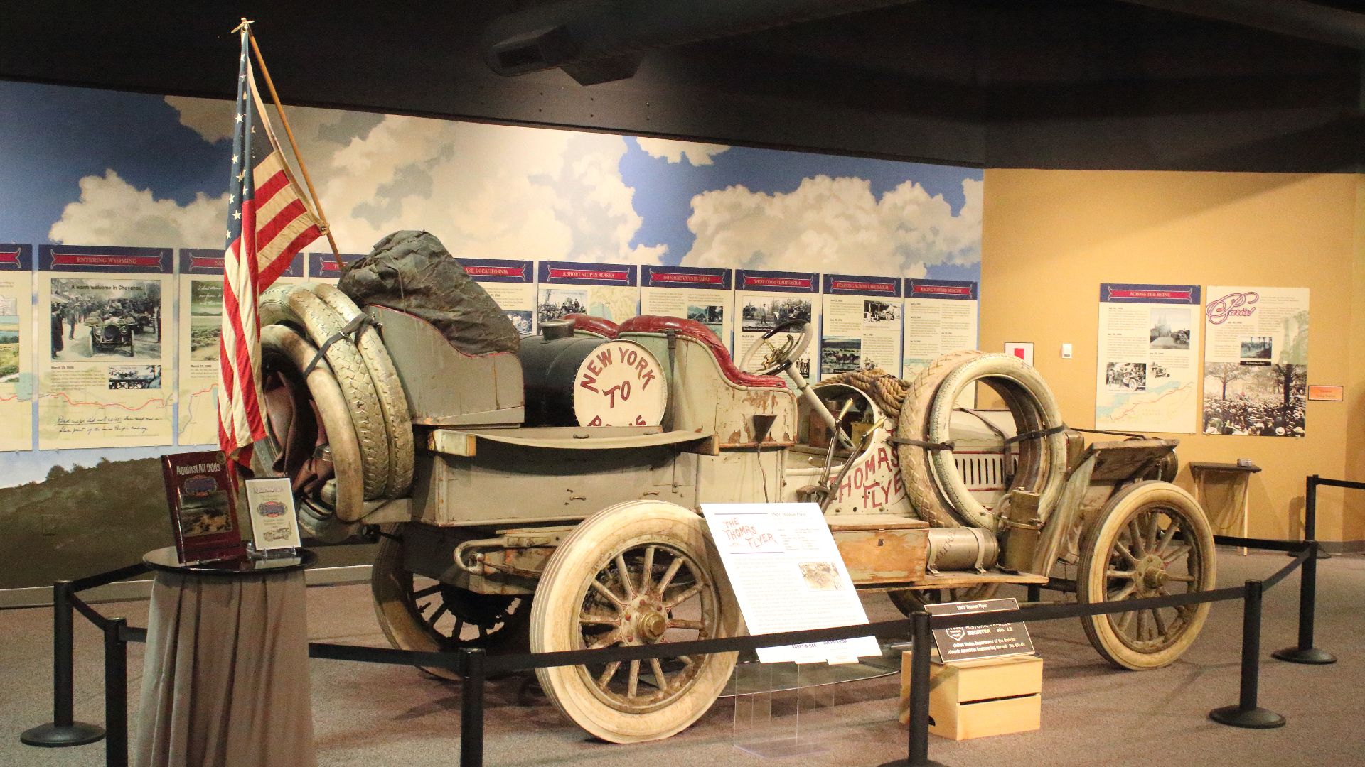 File:1907 Thomas Flyer 35 2.jpg