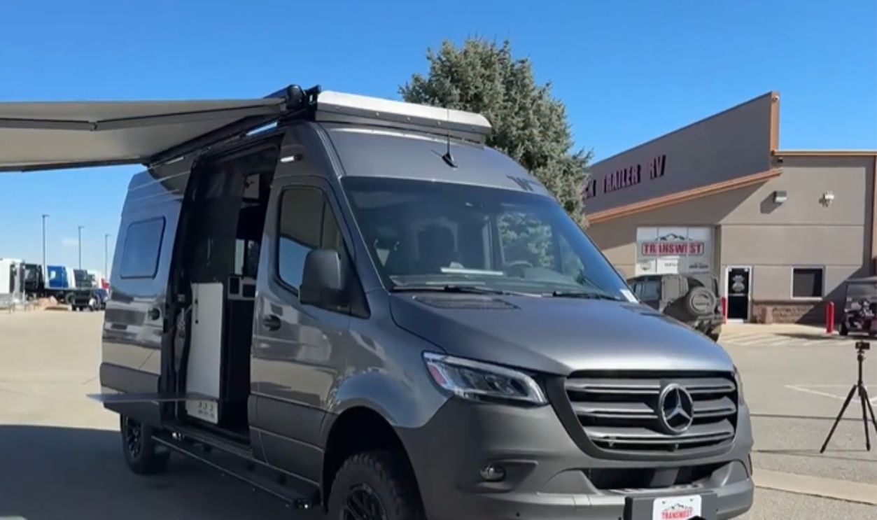 Winnebago Revel Sport