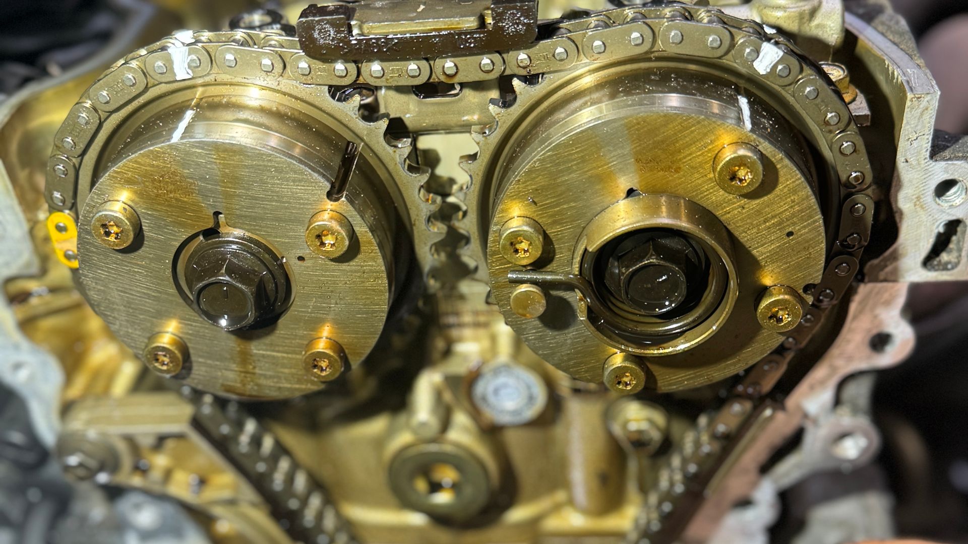File:Timing Chain.jpg