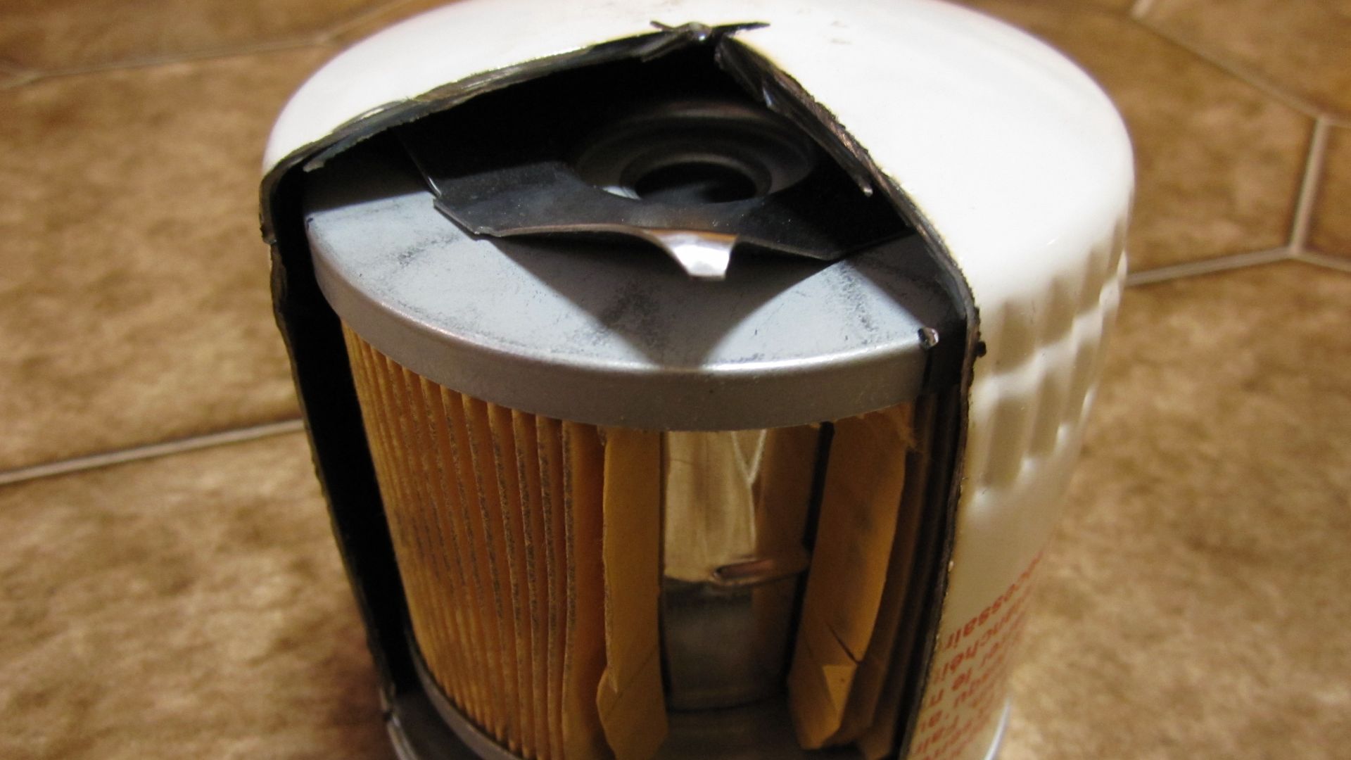 File:Engine oil filter cutaway.JPG