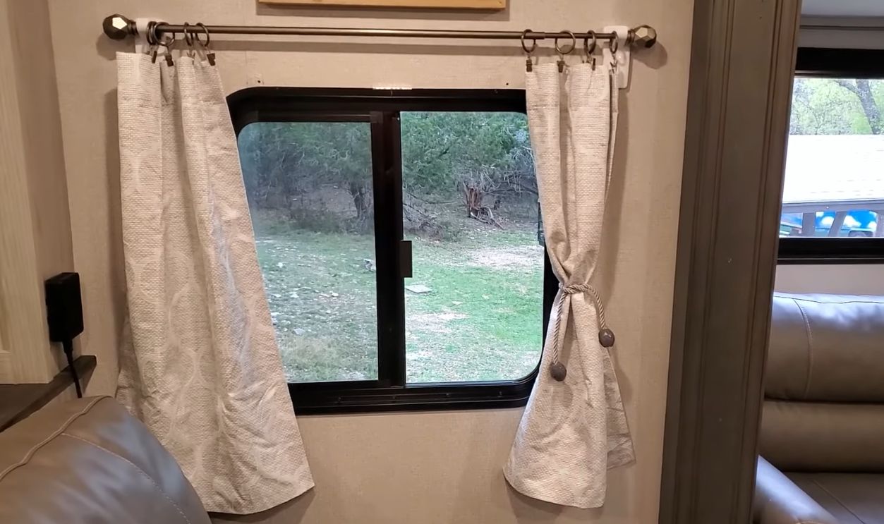 DIY Curtains 