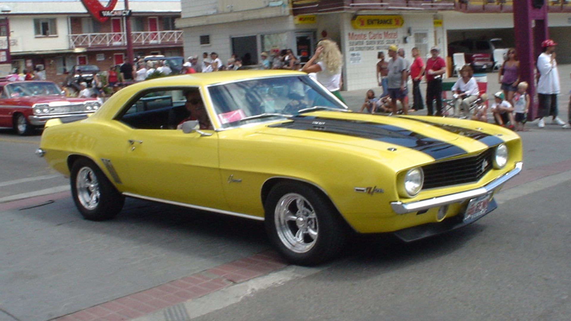 File:1969 Chevrolet Camaro Z-28; 2005 Hot August Nights (355612799).jpg