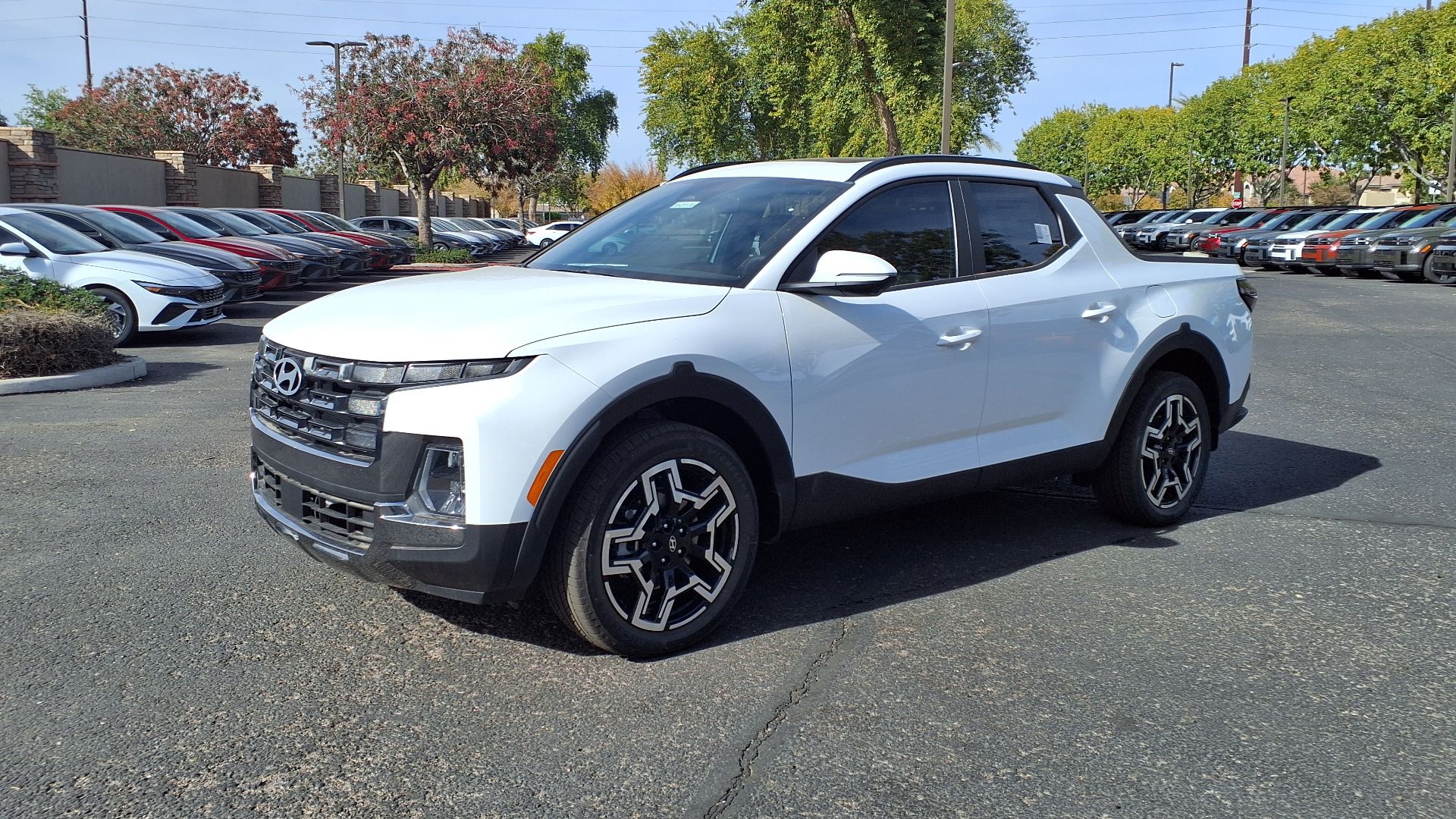 File:25 Hyundai Santa Cruz Limited.jpg