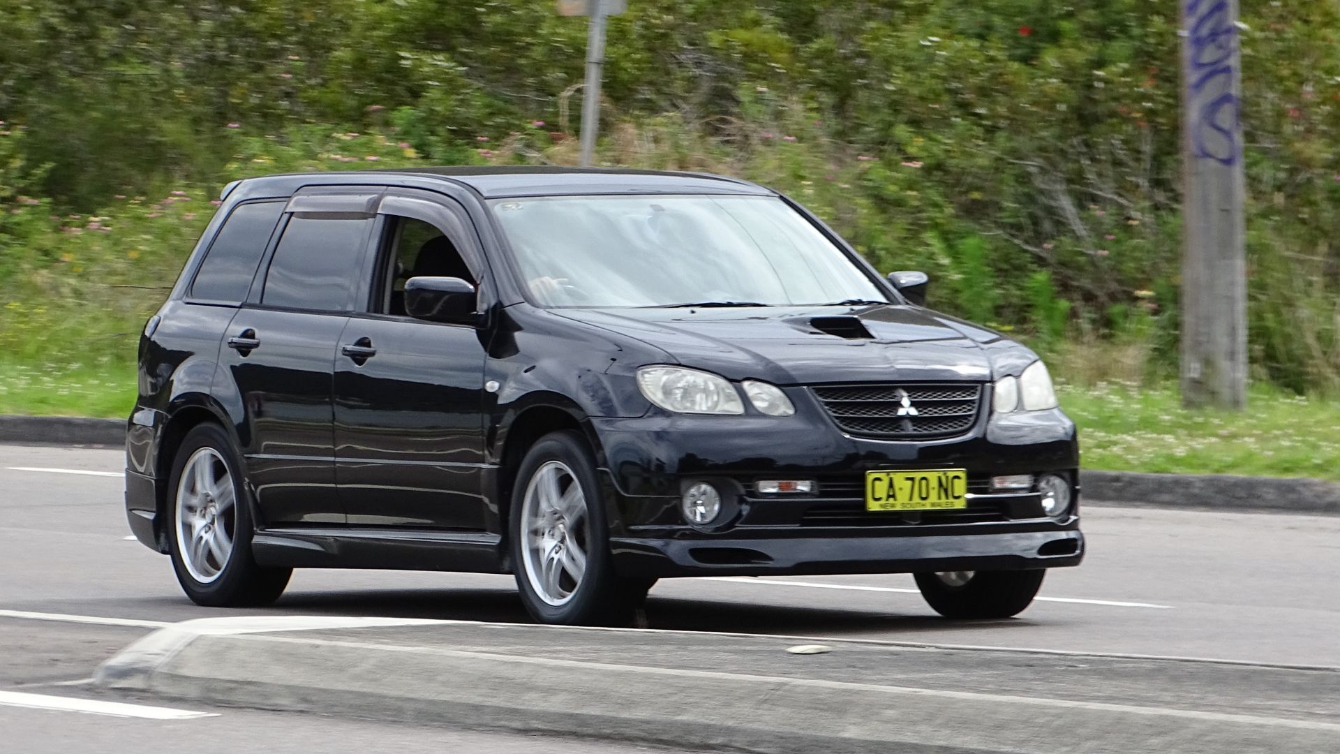 File:Mitsubishi Airtek (31532945351).jpg