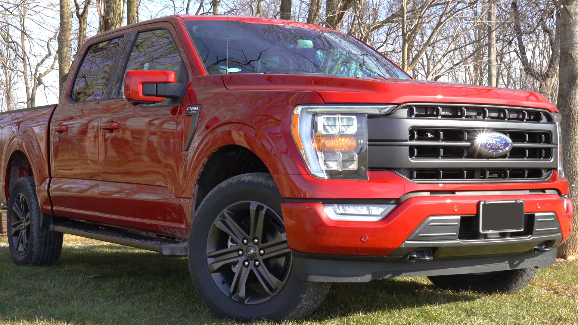 File:2021 Ford F-150 (fourteenth generation) front view 01.png