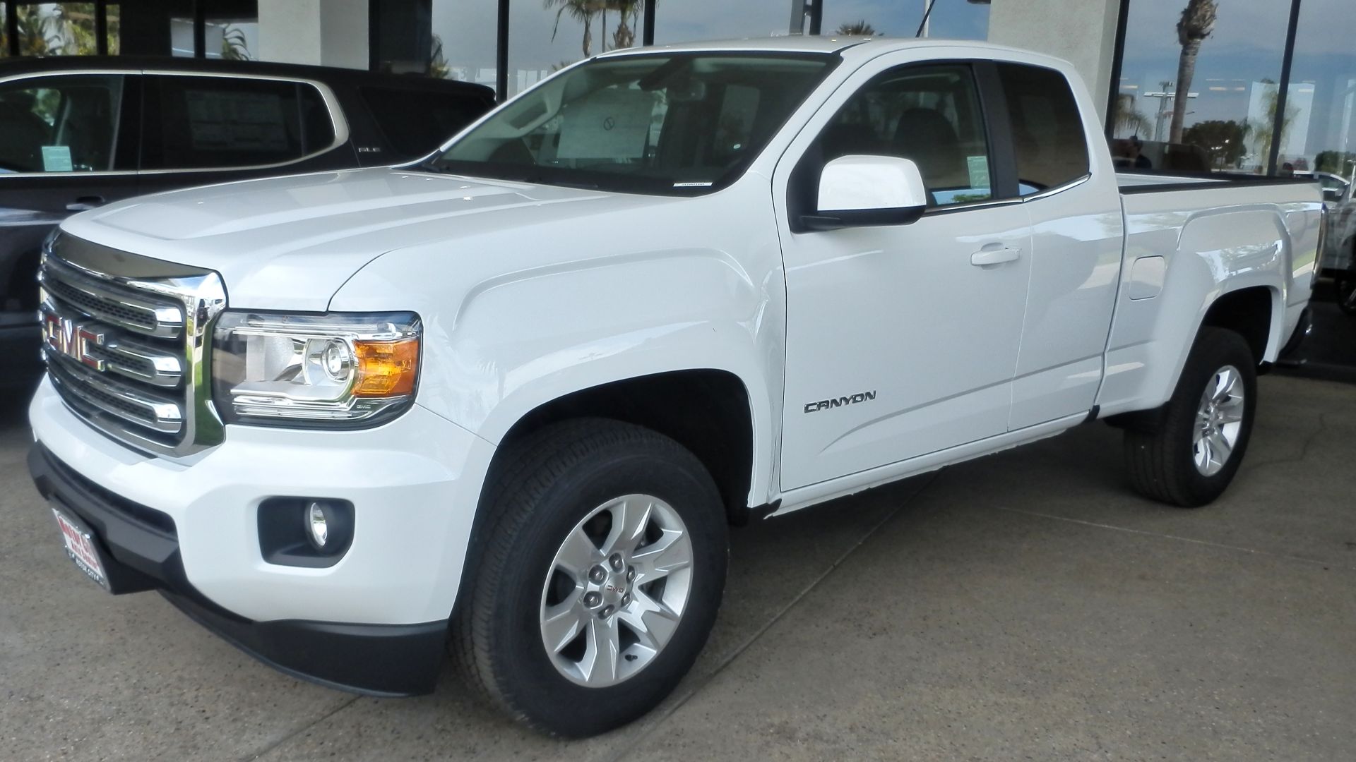 File:GMC Canyon P4250781.jpg