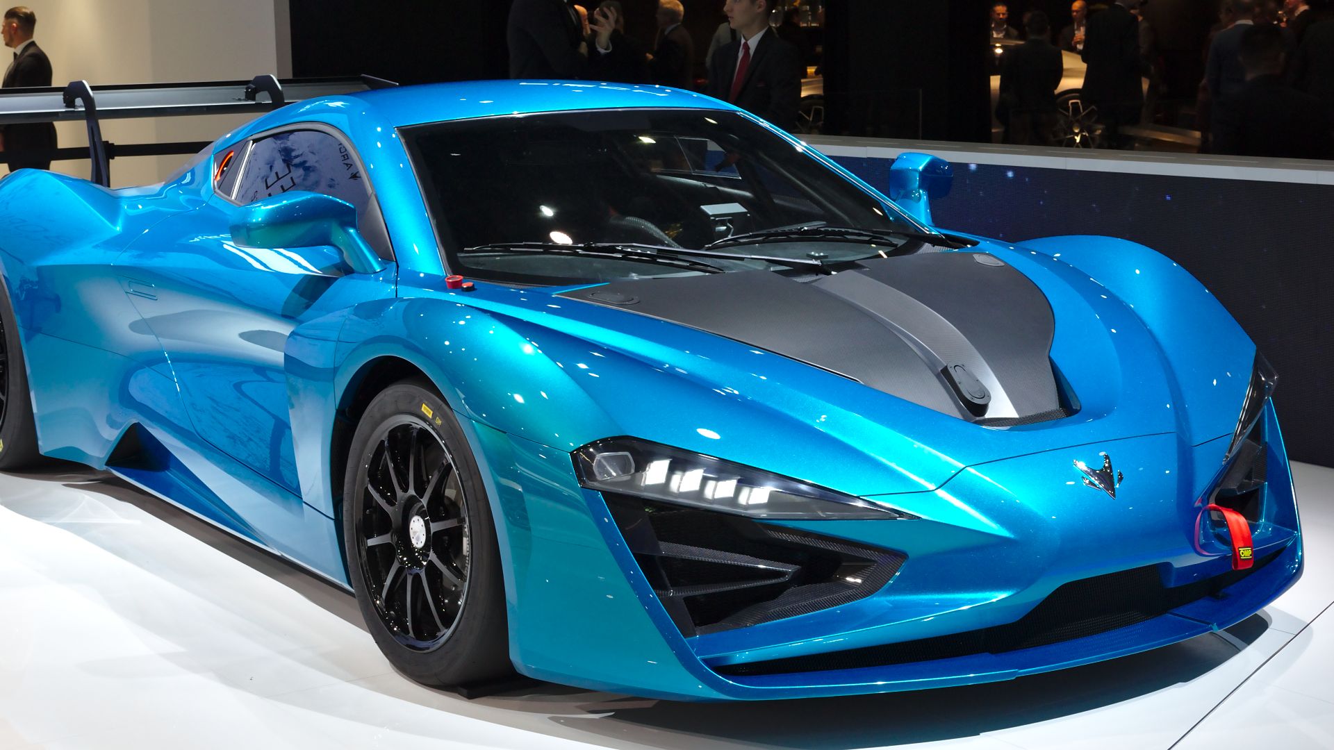 File:Arcfox GT Race Edition Genf 2019 1Y7A5414.jpg