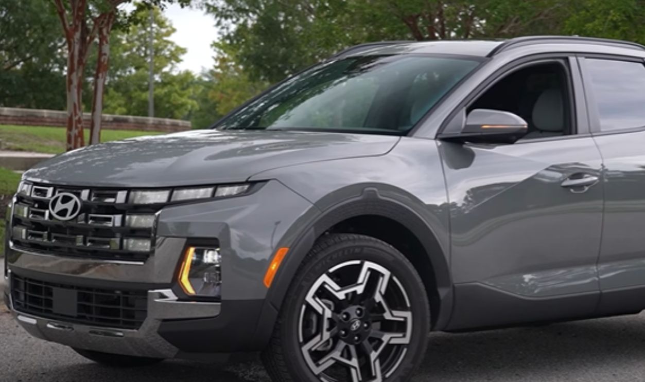 #5 – Hyundai Santa Cruz FWD 2.5L I4