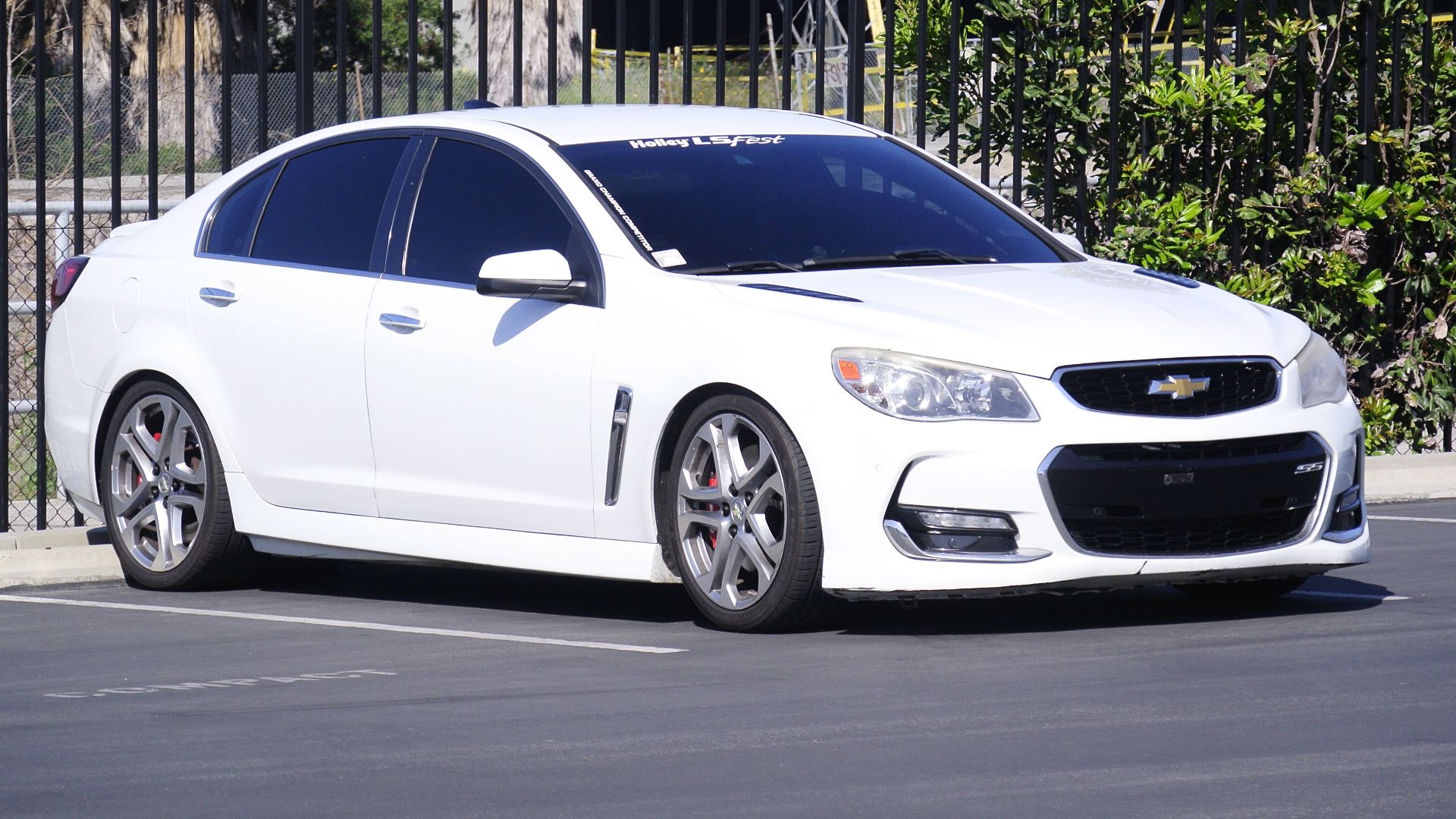 File:2014-2017 Chevrolet SS (54465378349).jpg