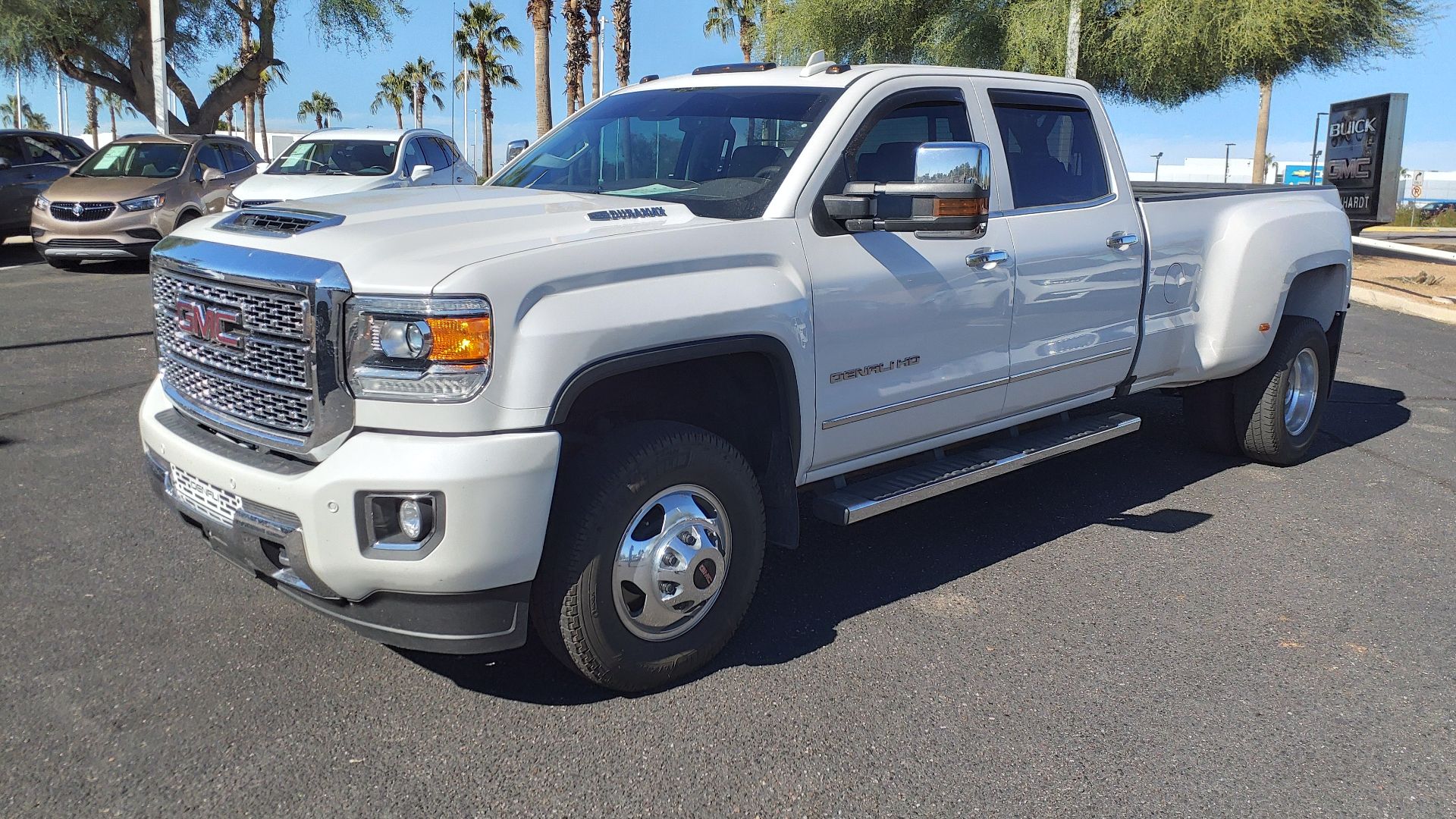 File:19 GMC Sierra 3500HD Denali.jpg