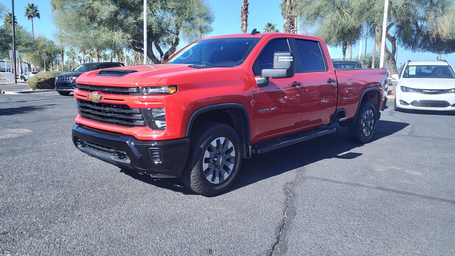 File:24 Chevrolet Silverado 2500HD Custom.jpg