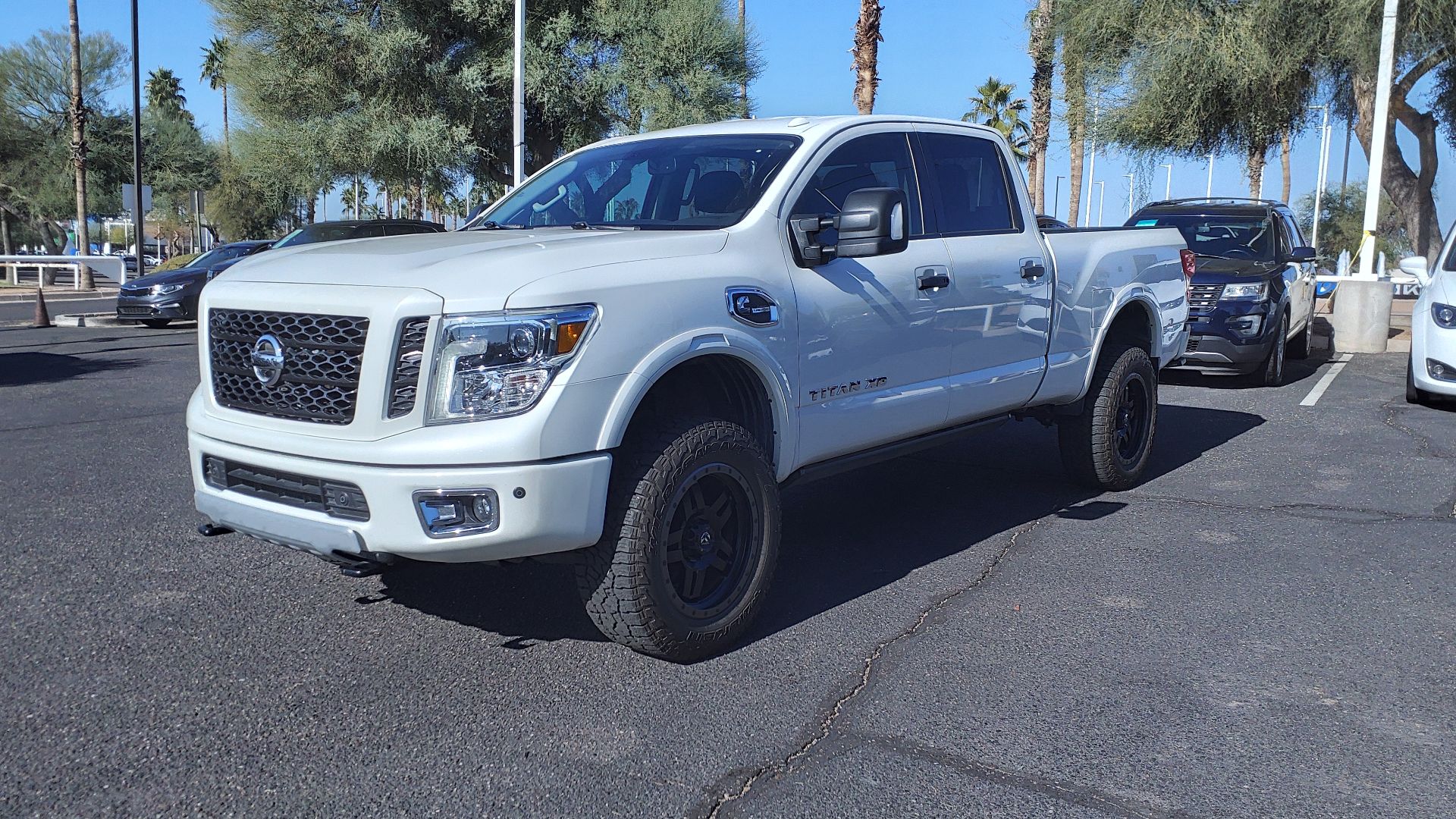 File:19 Nissan Titan XD PRO-4X.jpg