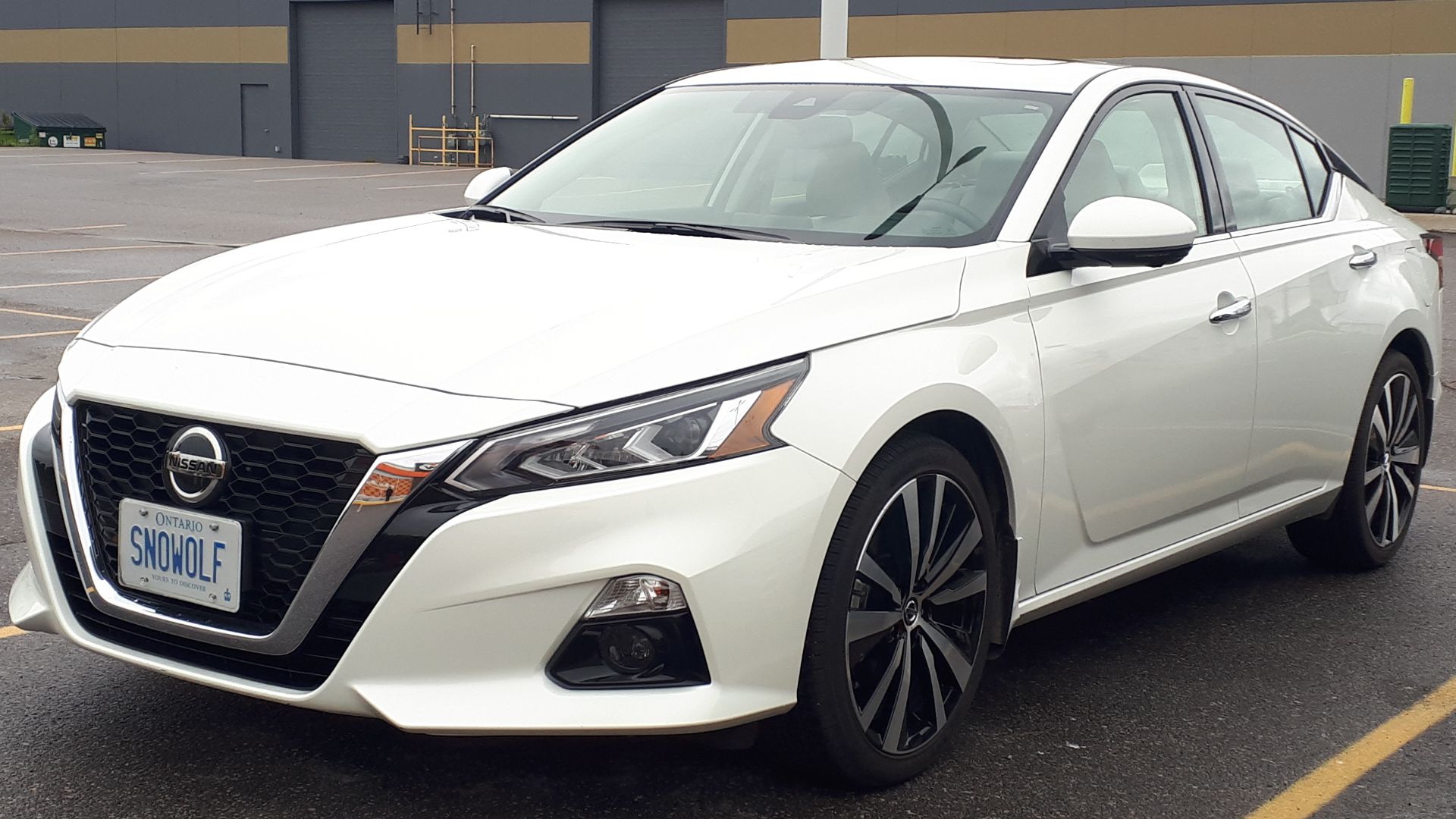 File:Nissan Altima 10-12-2019.jpg