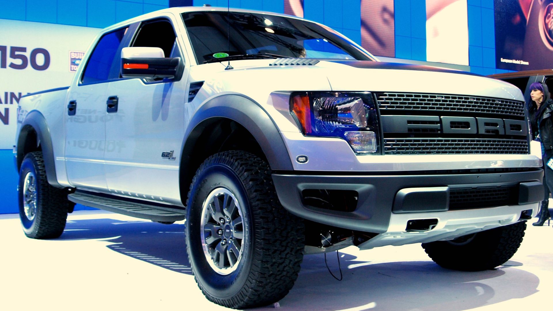 File:2012 Ford F-150 SVT Raptor Crew Cab (5483652451).jpg