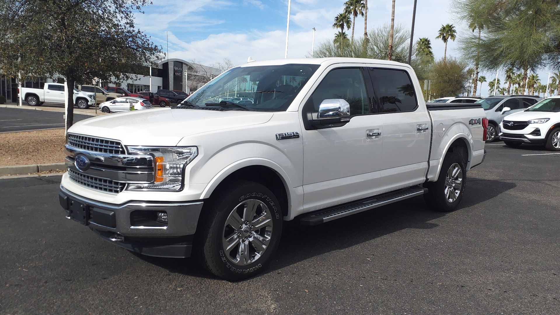 File:18 Ford F-150 Lariat.jpg