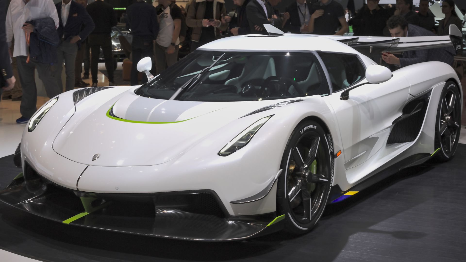 File:Koenigsegg Jesko Genf 2019 1Y7A5887.jpg