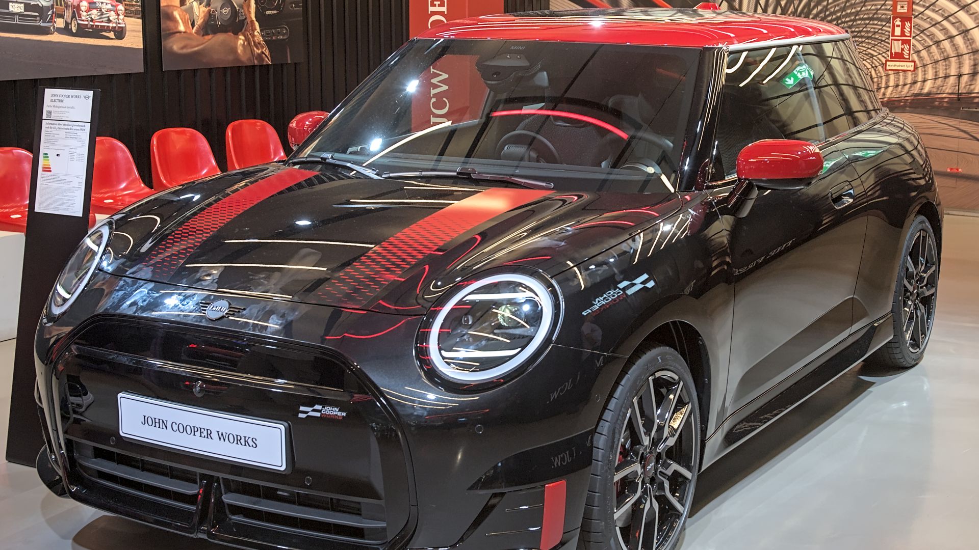 File:Mini Hatch (J01) John Cooper Works DSC 9696.jpg
