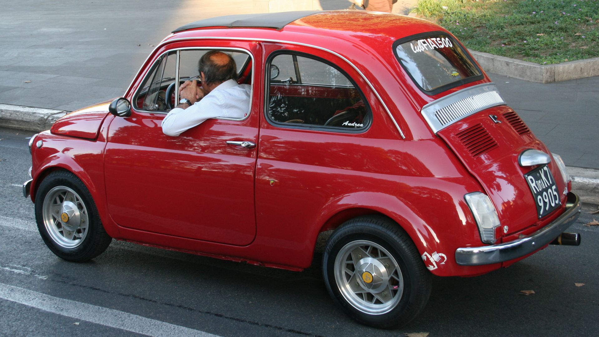 File:0 Fiat 500 - Rome.JPG