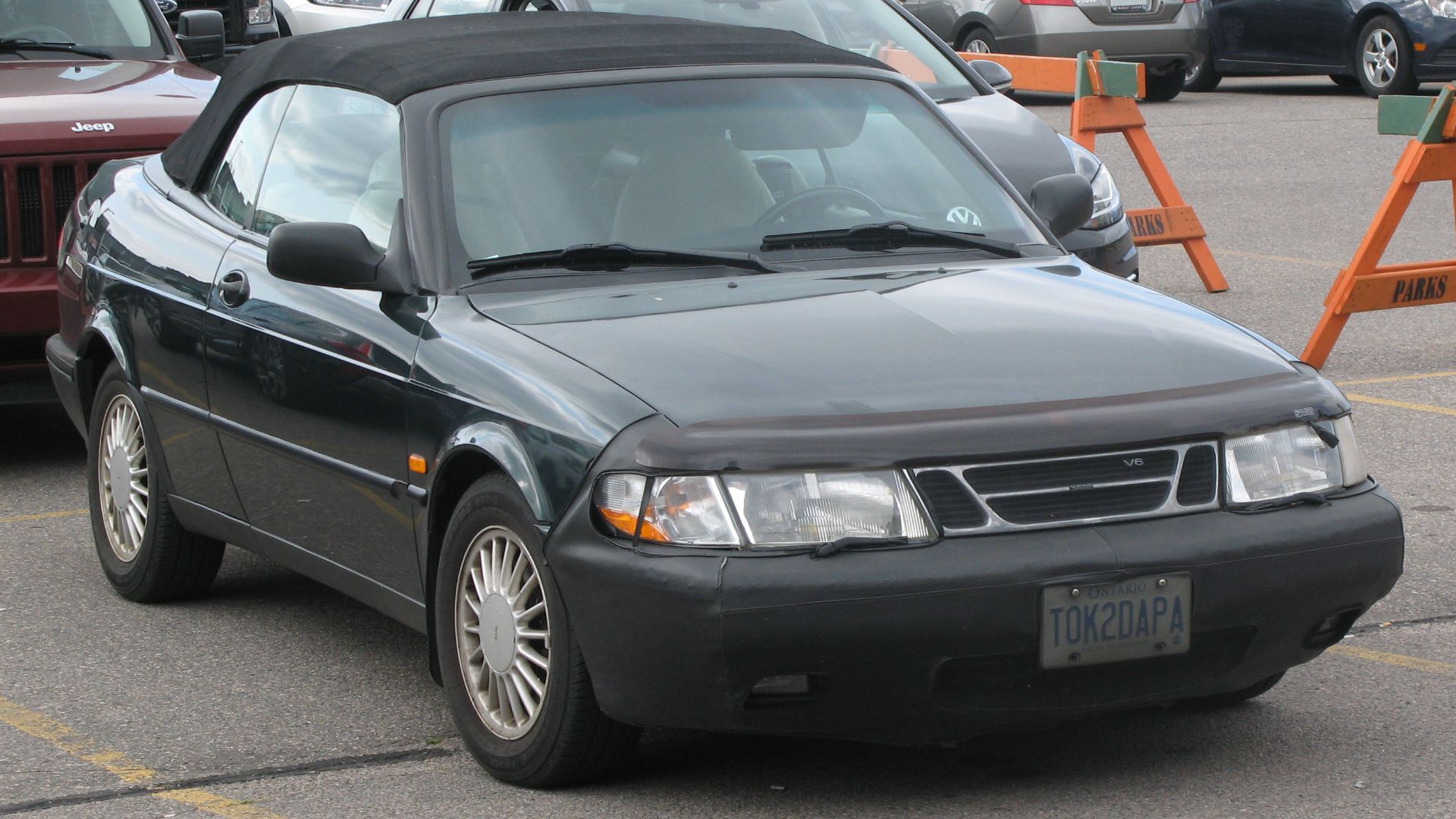 File:1995 Saab 900 SE, Front Right, 07-20-2021.jpg