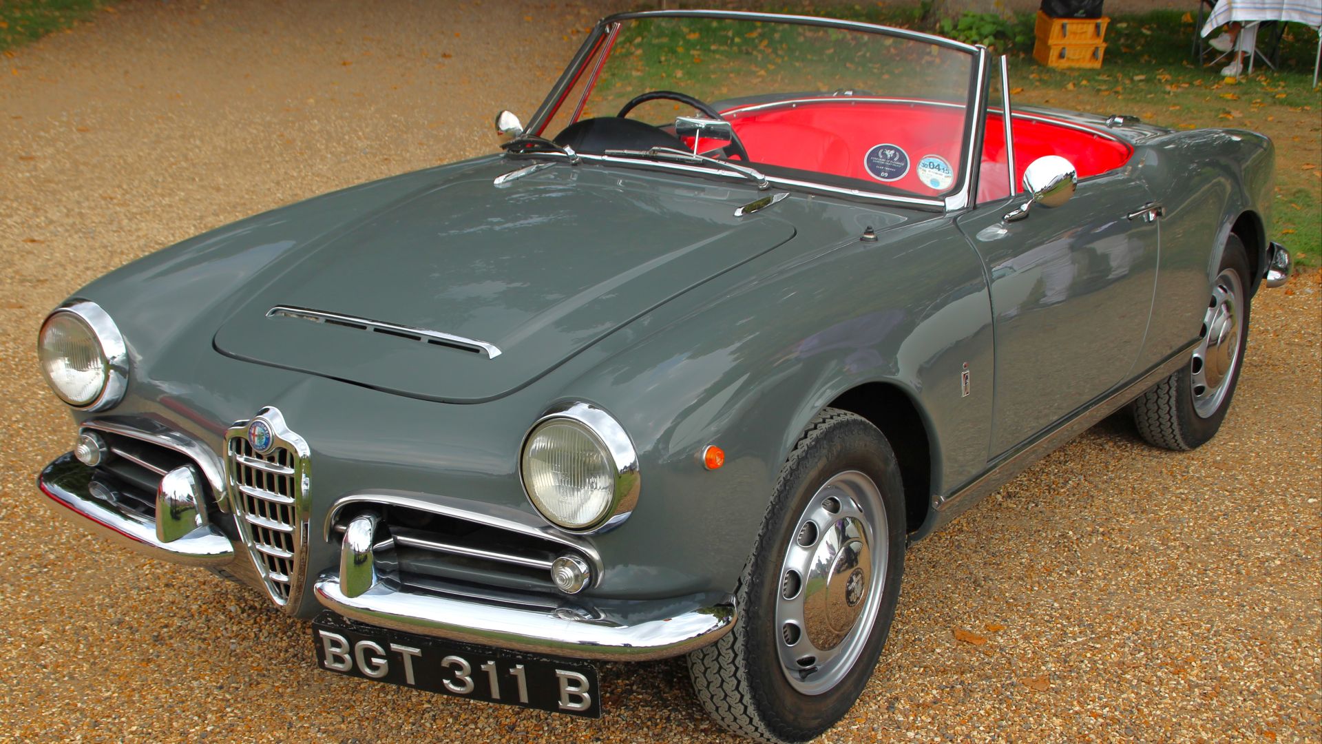 File:1964 Alfa Romeo Giulia Spider HCC22.jpg
