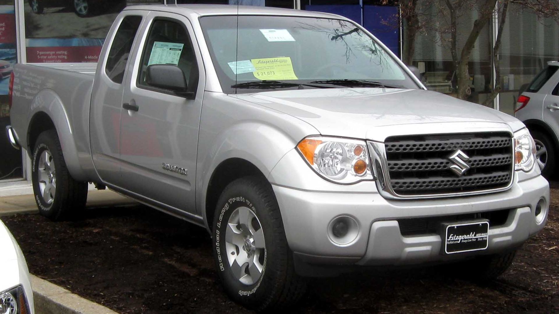 File:2009 Suzuki Equator extended cab Premium.jpg