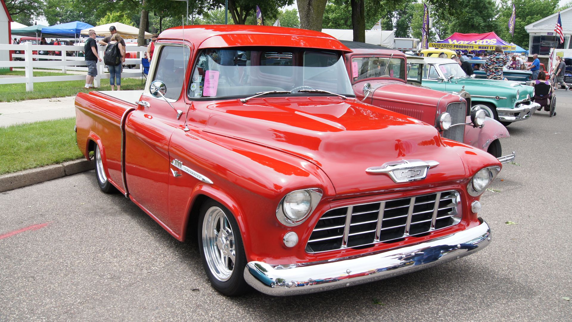 File:55 Chevrolet Cameo Carrier (front).jpg