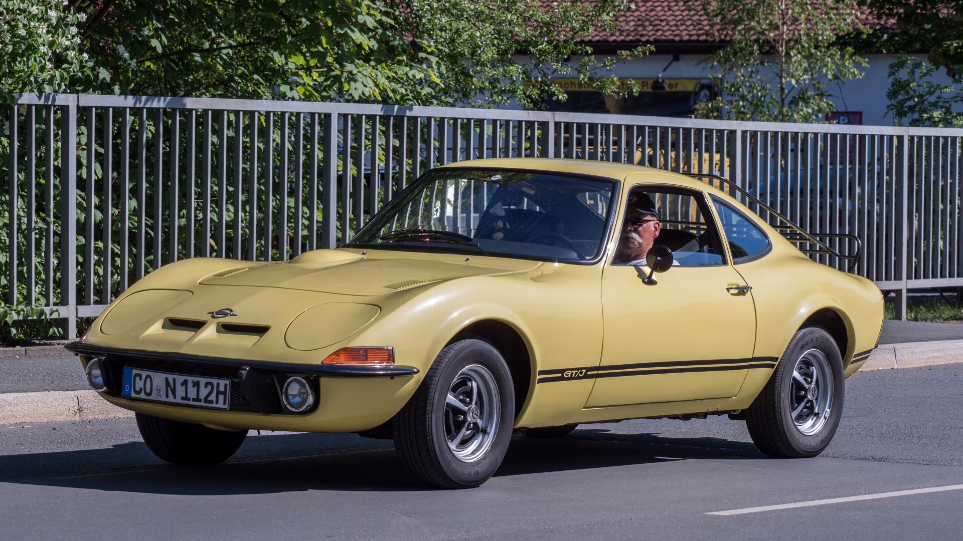 File:Opel GT 17RM0442.jpg