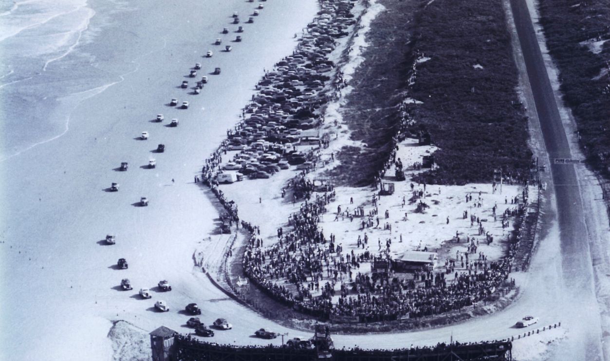 Gettyimages  - 96844804, 1955 NASCAR Modified-Sportsman race 