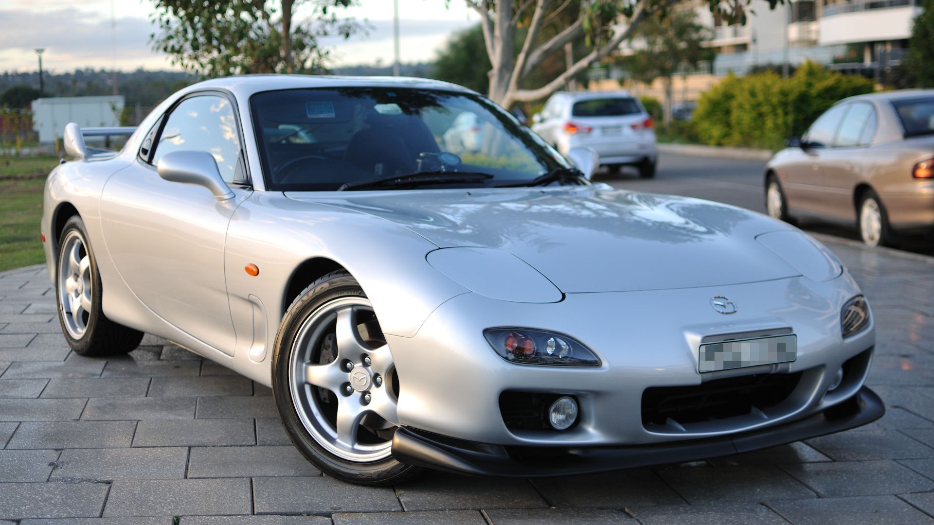 File:FD Mazda RX-7.jpg