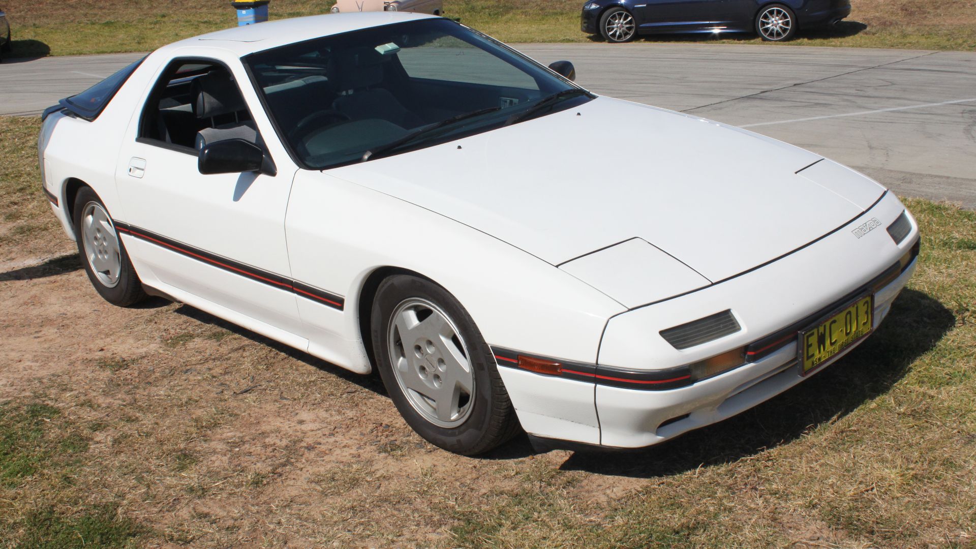 File:1986 Mazda RX-7 (FC) coupe (21105743820).jpg
