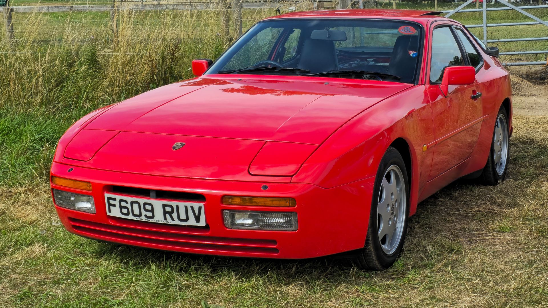 File:1989 Porsche 944 S (30529).jpg